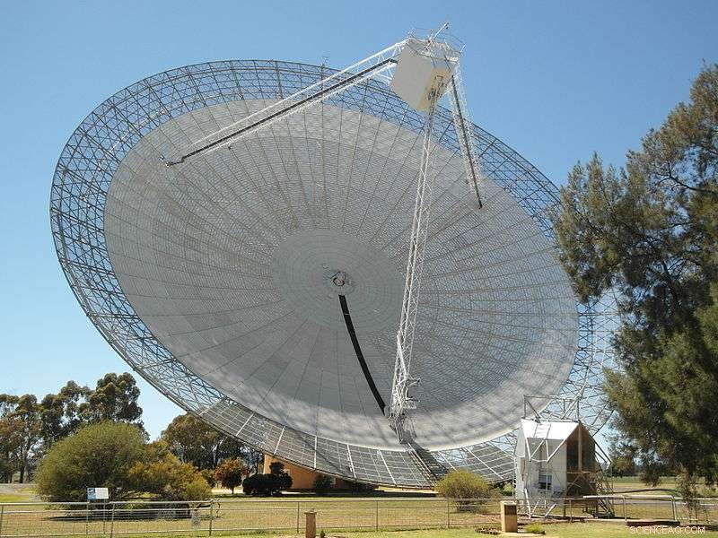 Parkes Radio Telescope Focuses on Newly Discovered Nearby Exoplanet