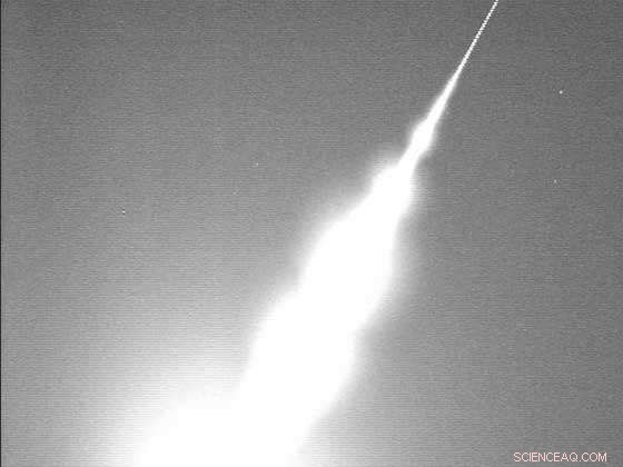 Meteor Camera Network Covers Every Angle of Earth