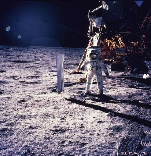 Judge Rules Apollo 11 Moon Sample Bag Legally Belongs to Illinois Buyer