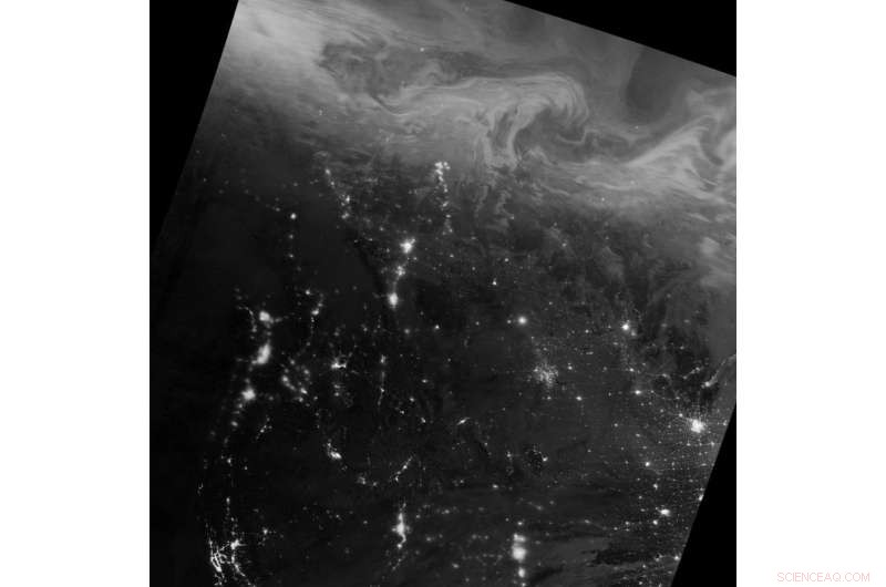 Stunning Aurora Borealis over Canada: NASA Earth Observatory Photo