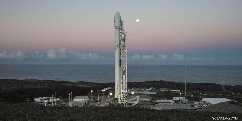 SpaceX Falcon 9 Successfully Launches Iridium Fleet and Returns to Drone Ship