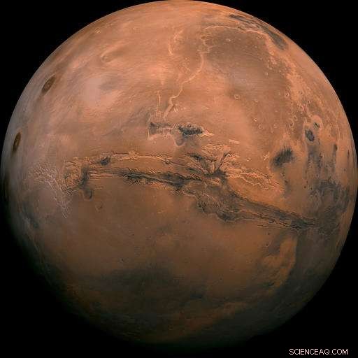 Scientists to Live in Dome for 8 Months to Replicate Mars Conditions