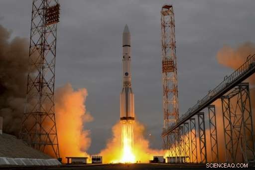Russia Orders Comprehensive Proton Rocket Engine Inspection Following Faulty Parts Discovery