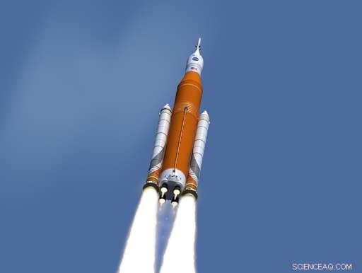 NASA Evaluates Crew Inclusion Risks for Megarocket s Maiden Flight