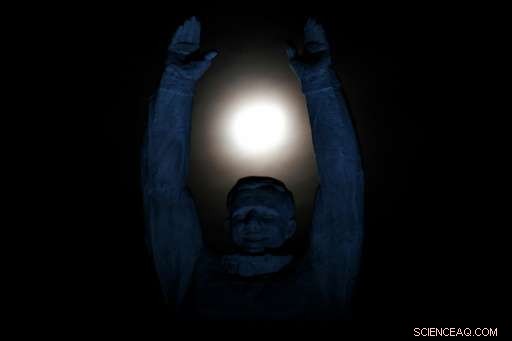 Russia Launches Recruitment Drive for Future Moon-Cosmonauts