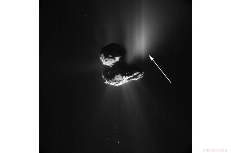 Rosetta Orbiter Captures Dramatic Deep-Space Landslide on Comet 67P