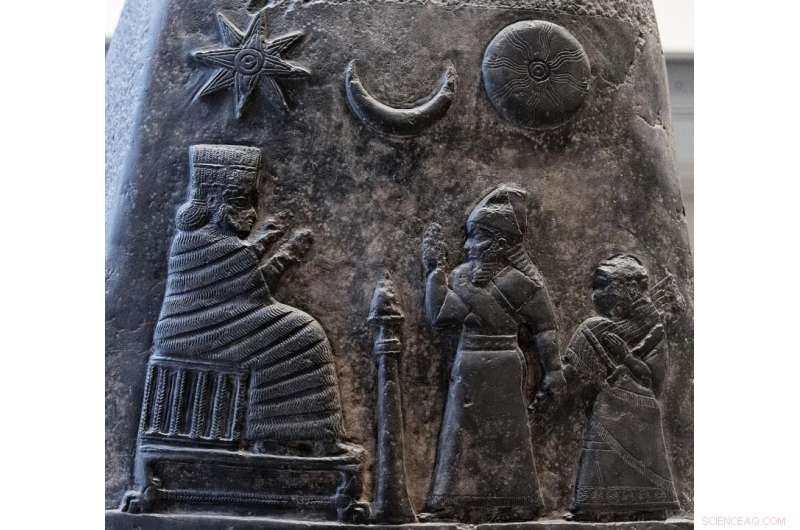 Discover Venus s Rotating Horns at Dawn