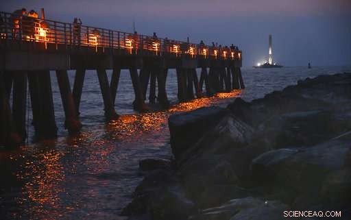 SpaceX Reuses Rocket Booster After Satellite Launch, Demonstrating Sustainability