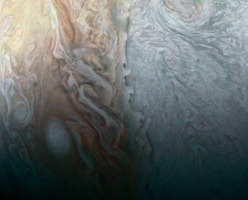 JunoCam Reveals Colliding Weather Fronts on Jupiter