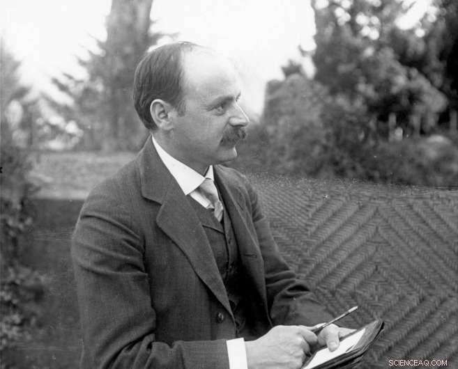 18th-Century Theories of Black Holes: Foundations of Modern Astrophysics