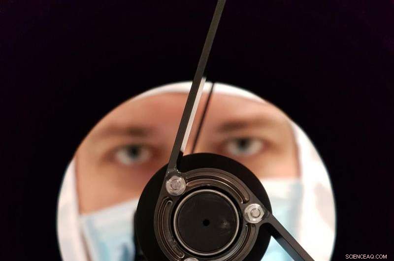 Inside the Cheops Telescope: A Glimpse Through the Mirror