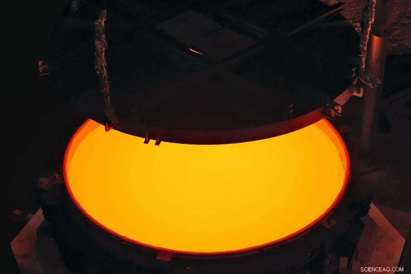 ELT Casts 4.2‑Meter Secondary Mirror – Record‑Breaking Convex Blank