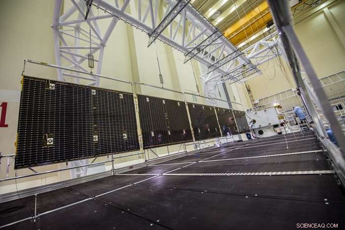 BepiColombo’s Mercury Transfer Module Deploys 14‑m Solar Wing