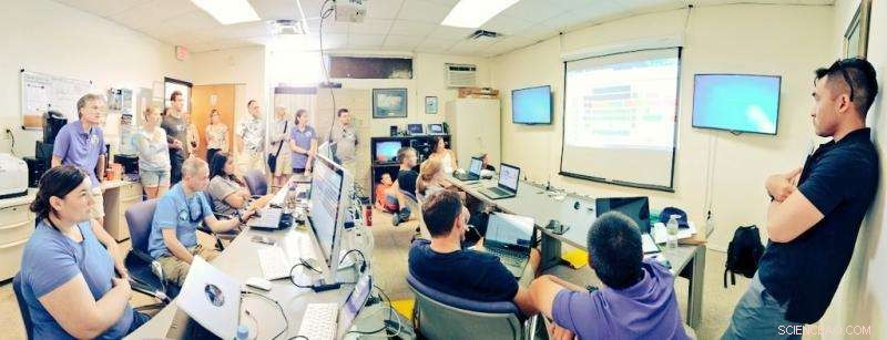 Simulating Spaceflight: NASA’s Underwater Training for Mission Success