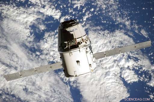 SpaceX Dragon Successfully Completes Second ISS Mission and Safely Returns to Earth