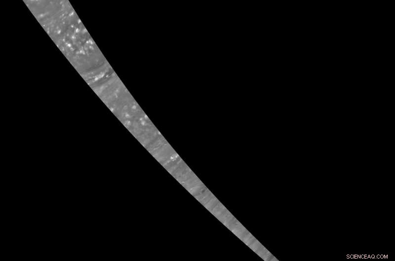 Cassini’s Grand Finale Unveils Unexpected Saturnian Atmospheric Phenomena