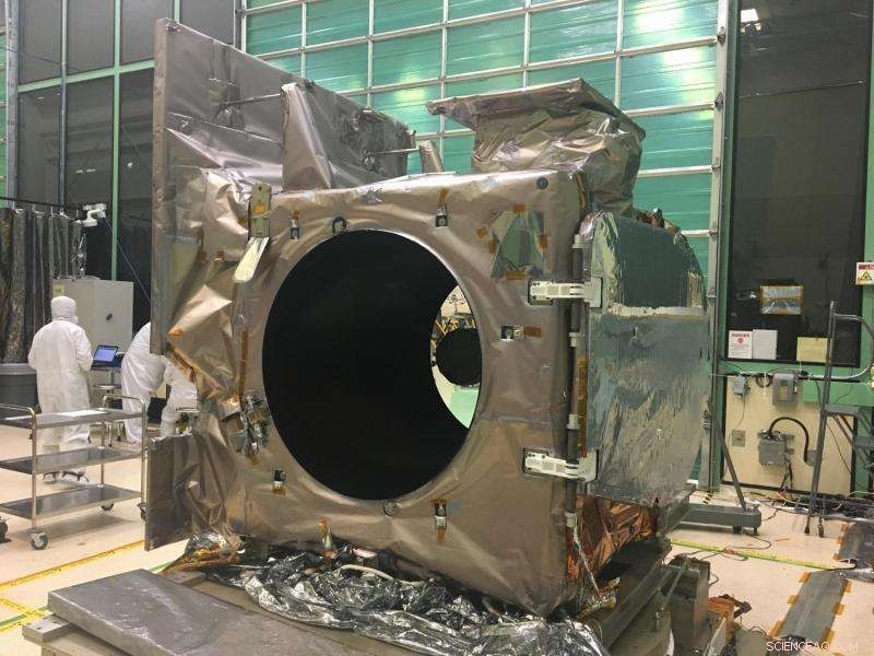 NASA Prepares ICESat‑2 for Crucial Laser Tests