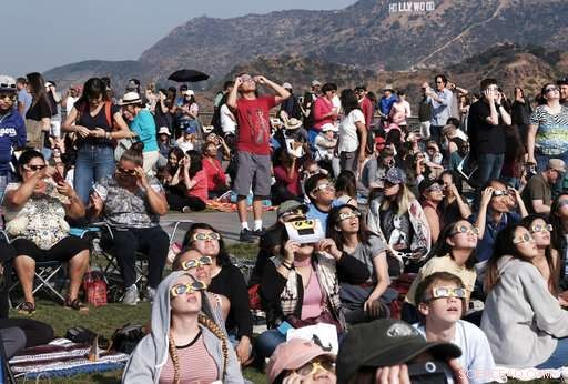 United States Witnesses Stunning Solar Eclipse: A Moment of Collective Awe