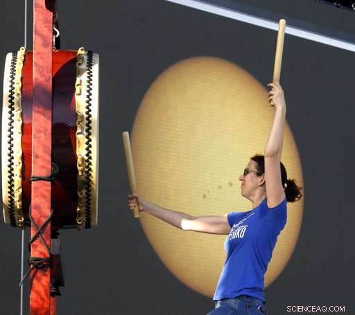 United States Witnesses Stunning Solar Eclipse: A Moment of Collective Awe