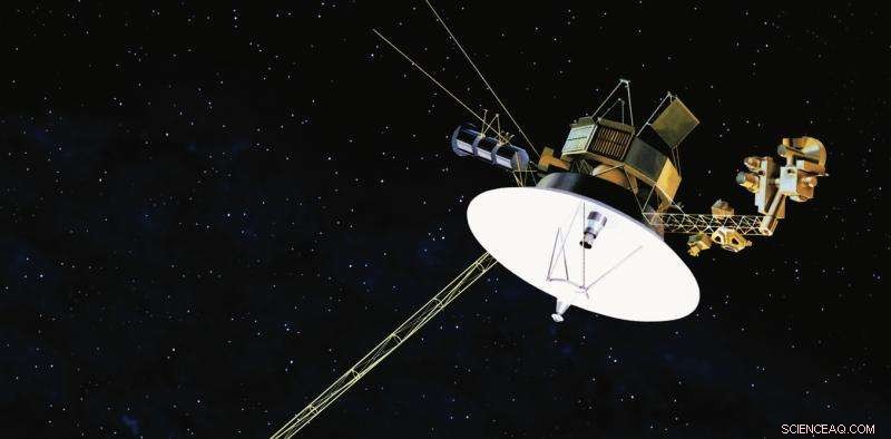 After 40 Years, Voyager Probes Remain in Contact with Australia from the Solar System s Edge