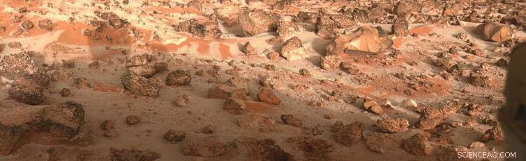 Could Snow Fall on Mars? How It’s Possible