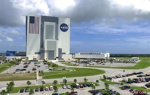 Private Companies Propel a New Space Race at NASA’s Kennedy Space Center