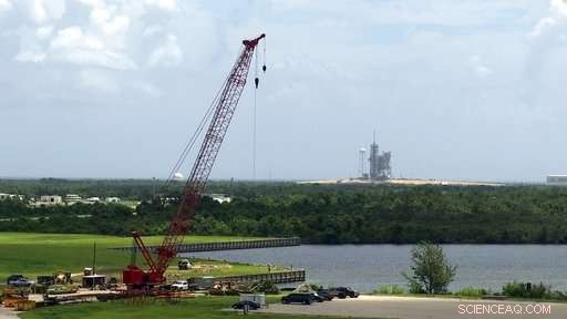 Private Companies Propel a New Space Race at NASA’s Kennedy Space Center