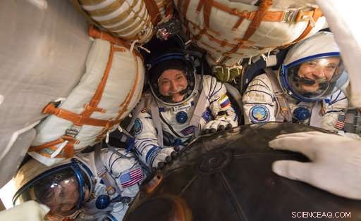 Peggy Whitson Returns to Earth, Breaking New Records
