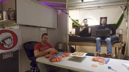 After 8 Months of Isolation, Mars Mission Participants Prepare to Return