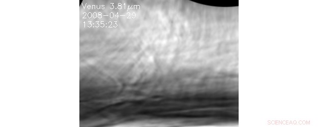 ESA s Venus Express Unveils Night-Side Winds and Cloud Patterns