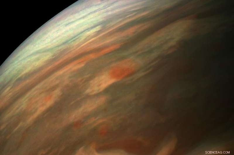 Juno Captures Stunning Jupiter Flyby Image