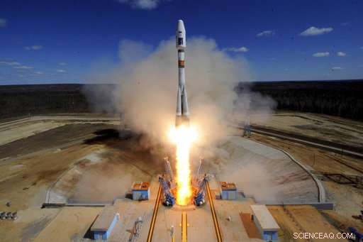 60 Years Since Sputnik: Russia s Space Program Faces New Challenges