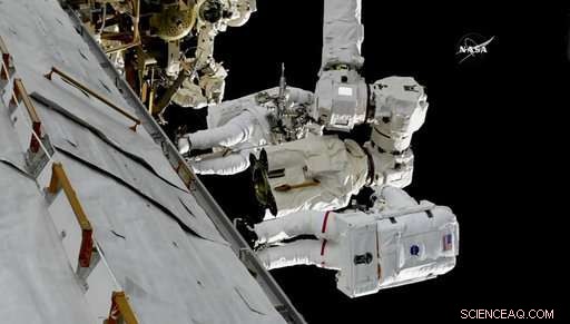 Astronauts Install New End Effector on ISS Robot Arm During Spacewalk