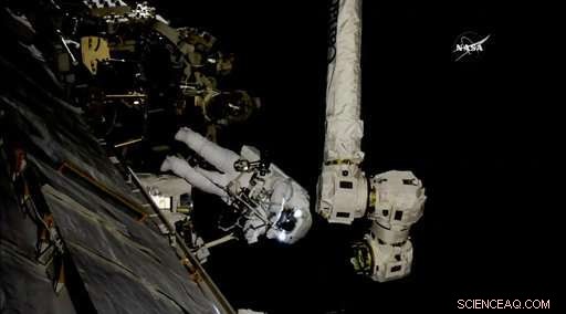 Astronauts Install New End Effector on ISS Robot Arm During Spacewalk
