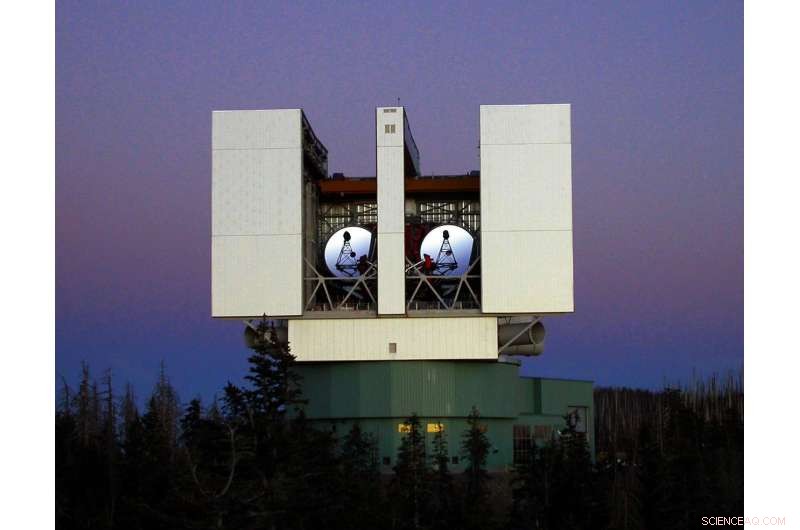 PEPSI Polarimeters Achieve First Light on Large Binocular Telescope