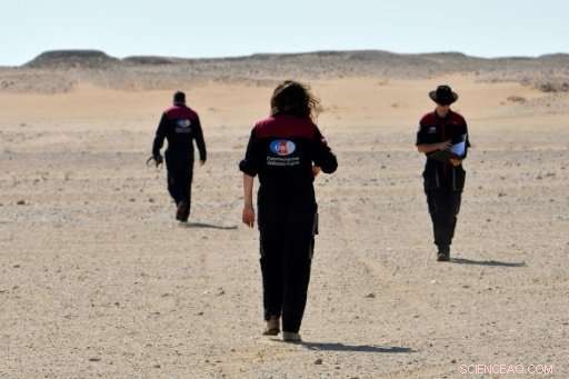 Oman s Desert Serves as a Crucial Testbed for Life on Mars