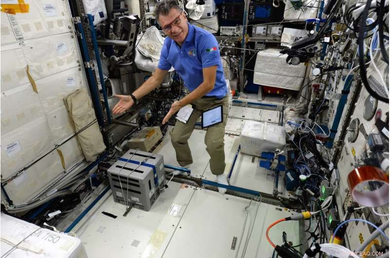ESA Astronaut Loads Kubik Incubator with Human Cells for Space Biology Research