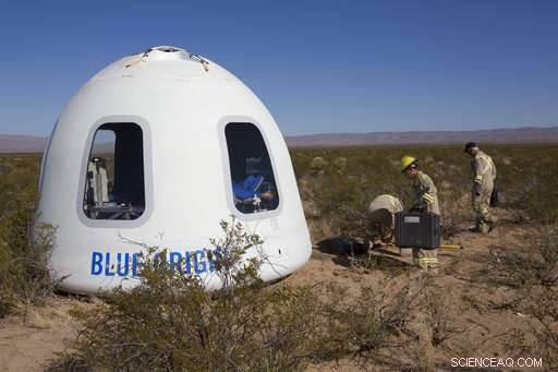 Blue Origin s New Shepard Crew Capsule 2.0 Completes Successful Suborbital Test