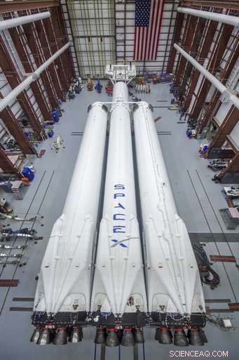 SpaceX Debuts Falcon Heavy Rocket Ahead of January Test Flight