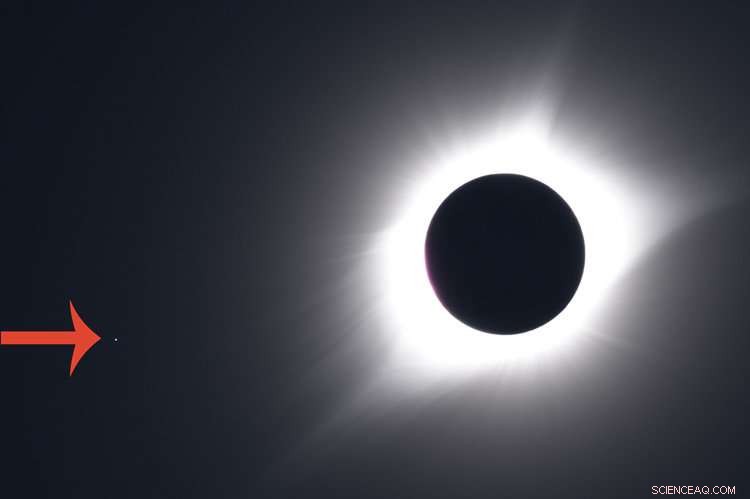 Join the Eclipse Megamovie Project: Help Analyze 50,000 Solar Eclipse Photos