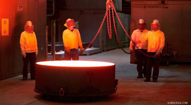 ELT: First Main Mirror Segments Successfully Cast by Schott