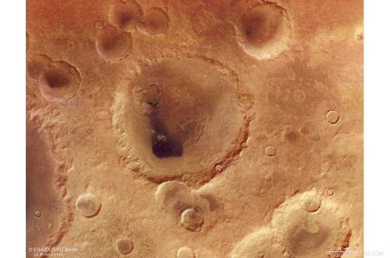 Neukum Crater on Mars Honors Pioneer of Mars Express