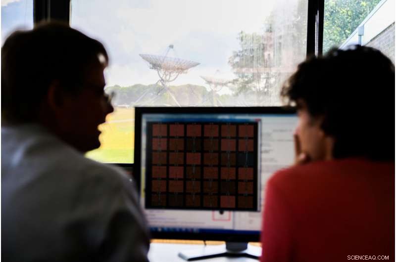 Dutch Supercomputer Enhances New Radio Telescope to Unlock Fast Radio Bursts