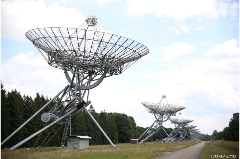 Dutch Supercomputer Enhances New Radio Telescope to Unlock Fast Radio Bursts