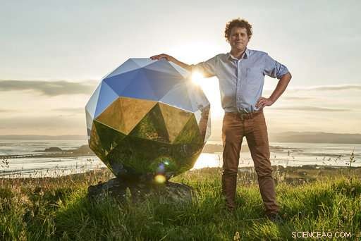 Rocket Lab Launches Humanity Star Glinting Sphere into Orbit from New Zealand