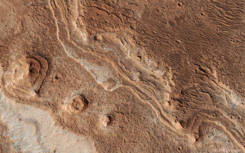 Eroded Sedimentary Layers Revealed in Shalbatana Valles, Mars