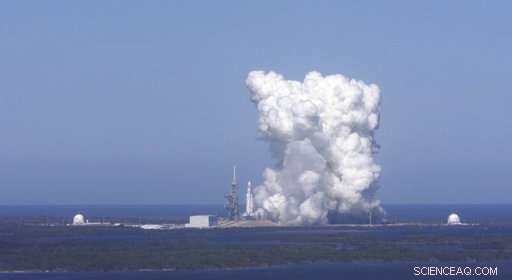 SpaceX s New Monster Rocket Set for First Test Flight