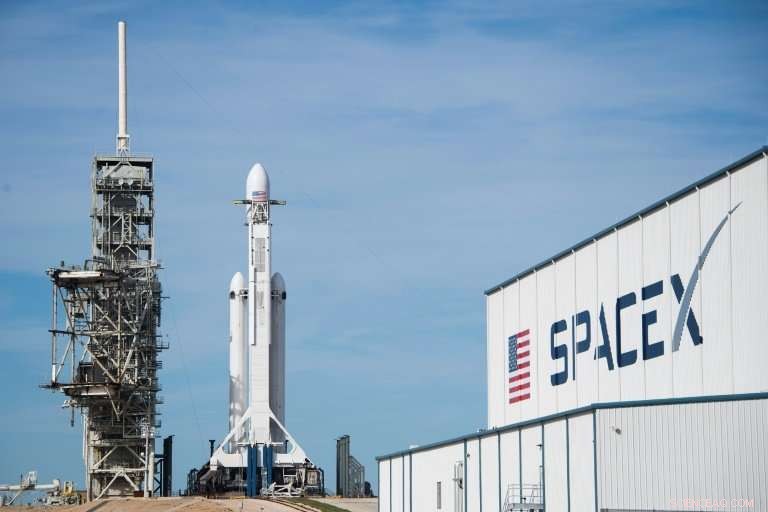 SpaceX s Falcon Heavy Launch Window Shrinks Amid High Winds – Update