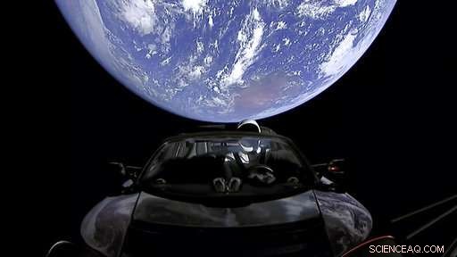 SpaceX Launches Falcon Heavy, Sending a Sports Car into Space