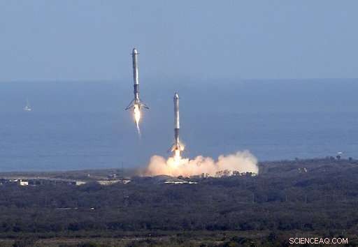 SpaceX Launches Falcon Heavy, Sending a Sports Car into Space